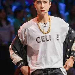 Wang Yibo's Cel Rivet Letters Ronde Hals T-shirt met korte mouwen voor Heren Dames Koppels Dezelfde Stijl Puur Katoen Trendy en Cool