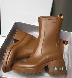 Betty Designer Boots PVC Heeled Zip Boot Women Square Toe Knee Booties Rubber Platform Rain Shoes Waterproof Welly Shoe With Box