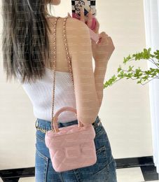 2024 Designer Womens Luxury Handle Makeup Bag 10a Top Quality Clutch Chain Bags Sheepskin Cosmetic Crossbody Shoulder Vanity Case Wallet Purse