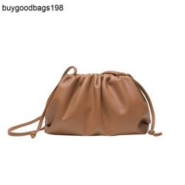 BottegassVenetas Bags Pouch Cloud Bag Small Womens New Genuine Leather Soft Dumpling Pleated High sense hand carry shoulder messenger bag