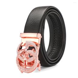 Belts Fashion Designer Belt Burst Leather Men Automatic Buckle Rotation Ssangyong Design Large Size Korean Golf