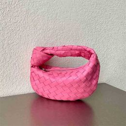 Bag Venetasbottegas Designer Handbags 2023 Colour Women's Jodie Knitting Handbag Underarm Party Hand Knot Cloud 7k5a