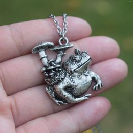 Chains 1pcs Nature Mountain Frog Mushroom Necklace Forest Jewelry Gift