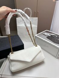 Top Luxury Design Women's Classic Underarm Wrap Leather Material with Cloudy Texture and Good Touch Fashion Casual Embroidery One Shoulder Crossbody Bag