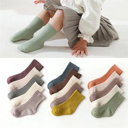 Skarpetki dla dzieci 5 Pairs Baby Socks Born Baby Boy Socks 0-1-3-8y Kids Pure Cotton Spring Autumn Fadless Soft Children's Socks for Girls 231025