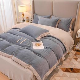 Light Grey thicken coral fleece Bedding Four-piece bed set Besigner bedding sets Luxurious shaker flannel Bed sheets Contact us for more pictures