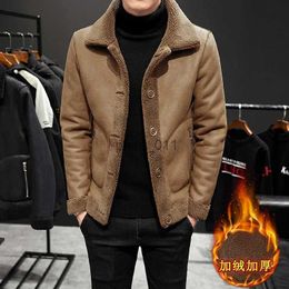 Jackets M-8XL 2023 Winter New Lamb Wool Coat Lapel Loose Warm Men Outerwear Fashion Casual Thicken Can Be Worn On Both Sides YQ231025