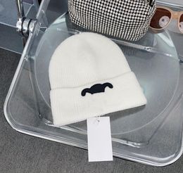 Triomphe hats Autumn/Winter Knitted Hat Brand Designer Caps Stacked Hat Baotou Letter Ribbed Woollen Hat Classic Celns cap