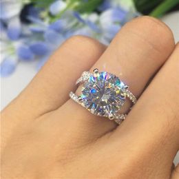 Classical Top Selling Handmade Luxury Jewelry 925 Sterling Silver Big White Topaz CZ Diamond Stone Women Wedding Engagement Band R242W