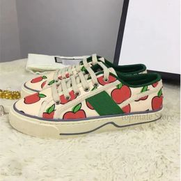 Casual mens shoes luxury italy green red web stripe canvas tennis 1977 shoes designer women low top rubber sole stretch sneakers C102702