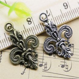 50pcs Lot Cross Flower Alloy Charm Pendant Retro Jewellery DIY Keychain Ancient Silver Bronze Pendant For Bracelet Earrings 25x16m284v