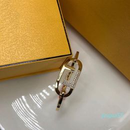 Designer Women Gold Bracelet Luxury Letter Diamond Men Bracelets Stainless Steel Party Retro Jewelry Bracelet Charm2829