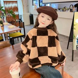 Jackets Girls Hoodie 2023 Autumn Foreign Style Top Children And Winter Clothing Plus Cashmere Thickened Woolen Coat