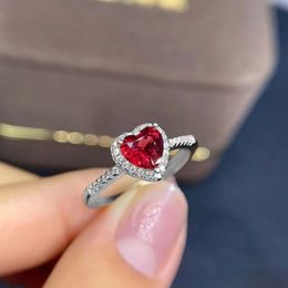 Band Rings Simple Classic Silver Color Heart Engagement For Women White Red CZ Stone Inlay Fashion Jewelry Wedding Party Gift 231025