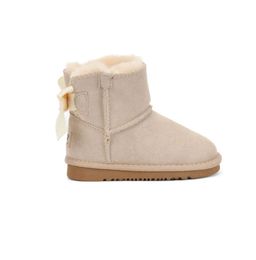 2024 Hot Boots Kids Australia Snow Boot Designer Children Shoes Winter Classic Ultra Mini Botton Baby Boys Girls Ankle Booties Kid Fur Suede581