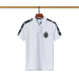 Mens Designer T Shirt V Logo Friends Letter Print Tees Big V Men Short Sleeve Hip Hop Style Black White Orange T-shirts Tees Size S-3XL W52