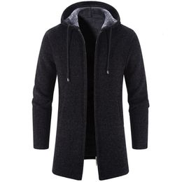 Men s Trench Coats Autumn And Winter Cashmere Cardigan Chenille Outer Sweater Coat Windbreaker 231025