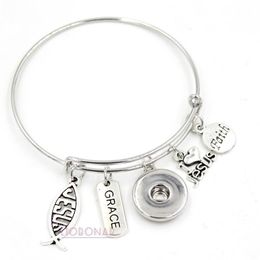 New Arrival Whole Jesus Bracelets Snap Jewellery Christian Faith Inspirational Charms I love Jesus Bracelets Bangles for women g251e