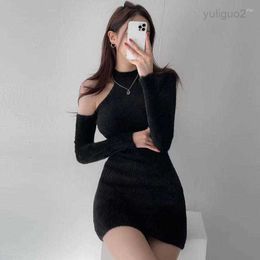 Casual Dresses Japanese Women'S Sexy Black Mini Dress Winter Ladies Knit Retro O Neck Off-The-Shoulder Base Knitted Sweater Short