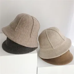 Berets 2023 Fashion Womens Vintage Wool Felt Bucket Hat Solid Colour Dome Foldable Winter Warm Fedora Cloche Party