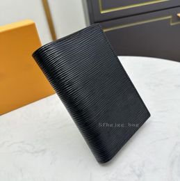 Luxus -Pass -Koffer Modweg Pass für Passkartenhalter Schutzhülle Leder Kreditkarte Herrenpass Checkhalter Wallet Desktop Cove mit Box L28