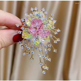 Brooches High-end Luxury Austrian Crystal Fireworks Rose Flower Women's And Pins Elegant CZ Gold-plated Pin Wholesale Jewellery