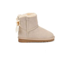 2024 Hot Boots Kids Australia Snow Boot Designer Children Shoes Winter Classic Ultra Mini Botton Baby Boys Girls Ankle Booties Kid Fur Suede576