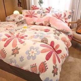 Bedding sets 1 pc Warm Coral Fleece Duvet Cover for Winter Flower Printed Thick housse de couette Soft Flannle Blanket dekbedovertrek 240x220 231026