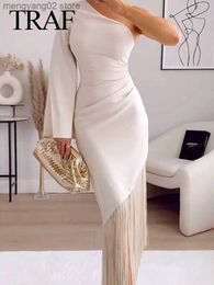 Basic Casual Dresses TRAF Women's Summer Pleated One Shoulder Dress Fashion Fringed Edge High Waist Asymmetric One Sleeve Women's Midi Dresses T231026