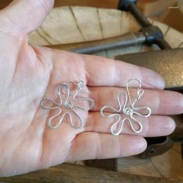 Dangle Earrings European American Geometric Flower Niche Advanced Age-sensitive Front And Back Hollow Smooth Fashion Ear Hooks