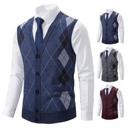 Cardigan sweater vest men wear warm and slim sweater vest coat in autumn and winter men's