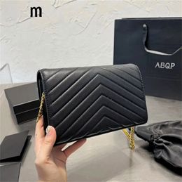 designer bag womens wallet black handbag caviar bags gold chain bag 23cm classic flap designer shoulder bag luxury crossbody bag designer bags woc yslbag fashion02