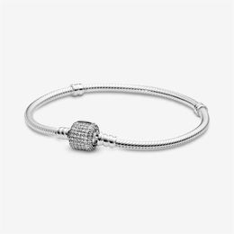 100% 925 Sterling Silver Sparkling Pave Clasp Snake Chain Bracelet Fit Authentic European Dangle Charm Fashion Women Wedding Engag204A