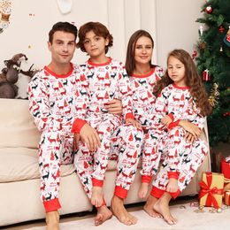 Family Matching Outfits 2024 Xmas Year Christmas Pyjamas Adult Kids Baby Deer Print Sleepwear Look Pyjamas Clothing 231026