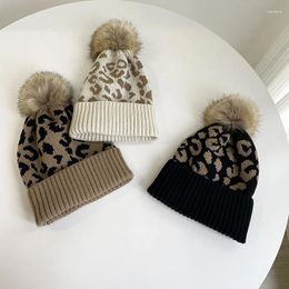 Berets Winter Leopard Jacquard Knitted Hat Personalised Wool Ball Warmth Women's Round Top Premium Beaded Ear Protector