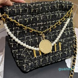 Designer Bag Autumn/Winter Luxury Pearl Metal Chain Bag Woolen Shopping Bag Gold Metal Hanger