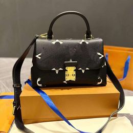 2023 Totes Luxury Designers Bags women handbag shoulder bag lady wallet simple versatile Leisure small leather handbags solid leather very nice