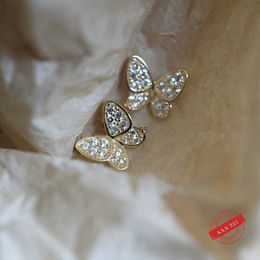 Stud ITSMOS Ins Super Fairy Diamond Butterfly Studs Female s925 Sterling Silver Sleeping Simple Small Ear Bone Cold Style YQ231026