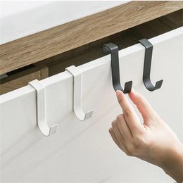 Hooks 2pcs S-Shaped Stainless Steel Hook Behind Kitchen Cabinet Door Multi-Purpose Bathroom Back Storage Rack Key Organizer