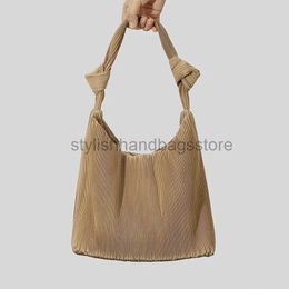 Shoulder Bags Bags Satin pleated bucket bag suitable luxury designers bags wallets 2023 fashion knot large capacity soft bagstylishhandbagsstore