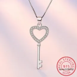 Pendants Moissanite Necklace For Women Love Heart Key Pendant 0.5ct 925 Sterling Silver Lab Diamond Necklaces Choker Kolye Colar De Prata
