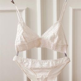 French Ultra-thin Cup Lace Underwear Female French Sexy Ultra-thin European and American Triangle Cup White Bralette Bra272h