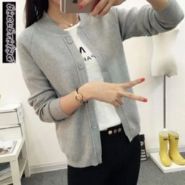 Women's Knits Tees Faux Vneck Real Novelty Women Sweater Poncho Cardigan Autumn Dress Spring Winter Jacket Coat Primer 231027