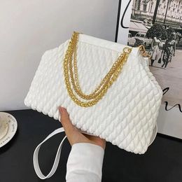 Evening Bags 2023 Brand Women PU Leather Shell Clip Prom Clutch Chain Shoulder Luxury Designer Handbag Black White Brown Messenger