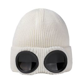 New Designer two Lens Glasses Goggles Beanies Men Knitted Hats Skull Caps Outdoor Women Uniesex Winter Beanie Bonnet 7 colour Y-2