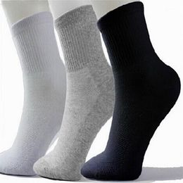 Men Athletic Socks Sport Basketball Long Cotton Socks Male Spring Summer Running Cool Soild Mesh Socks For All Size shipp327Q