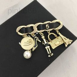 Pins, Brooches Designer Niche design iron tower high heels shoes bag brooch female pearl black doll inlaid with diamond leather pins 3FWB