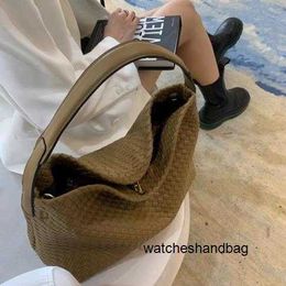 Designer handbag with logo Women's Woven Shoulder Bag Crossbody Bag Women's Versatile Big Bag Fashion Bucket Bag Tide