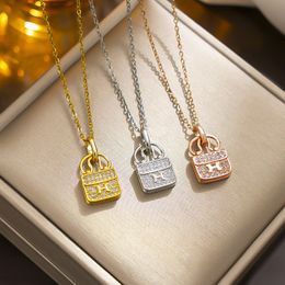 Never Fading Brand Designer Pendants Necklaces Diamond Stainless Steel Gold Letter Choker Pendant Necklace Beads Chain Jewelry