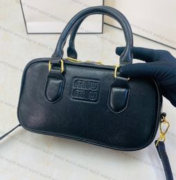 Luxurys Designers MI U Shoulder Handbag bags Purse Women with letters crossbody canvas shoulders lady Tote chains handbags bags